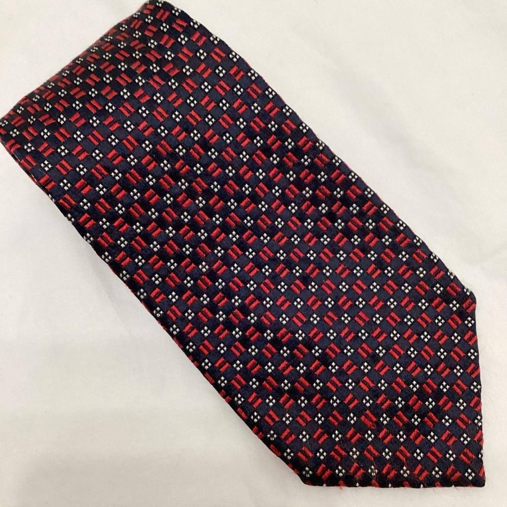 Classic Red and Navy Men's Tie